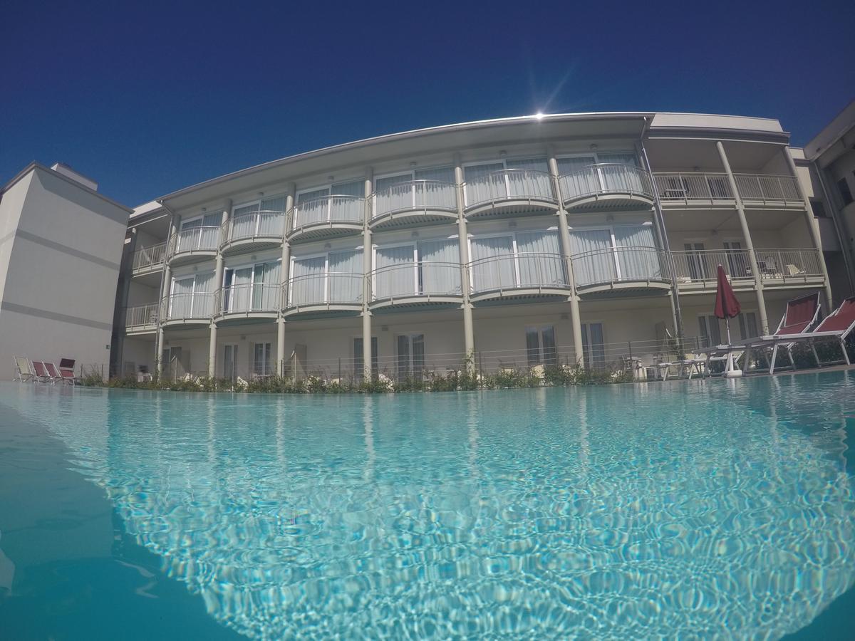 Hotel Vischi Домазо Екстер'єр фото