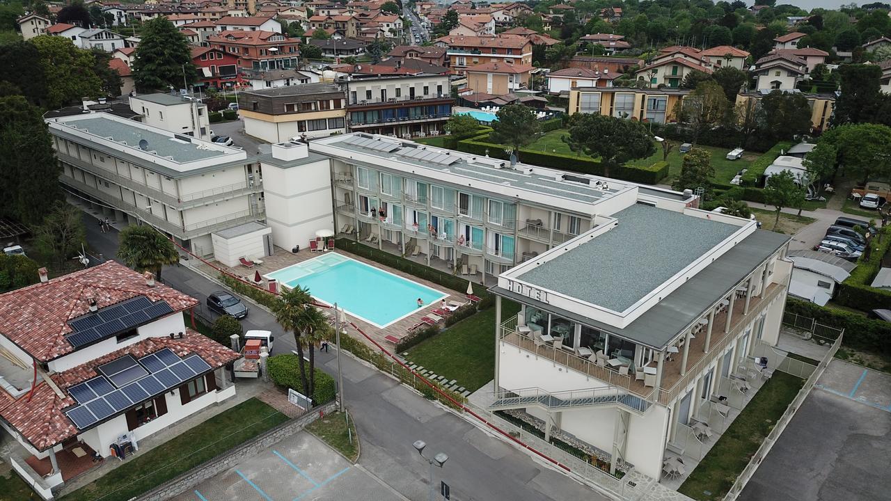 Hotel Vischi Домазо Екстер'єр фото